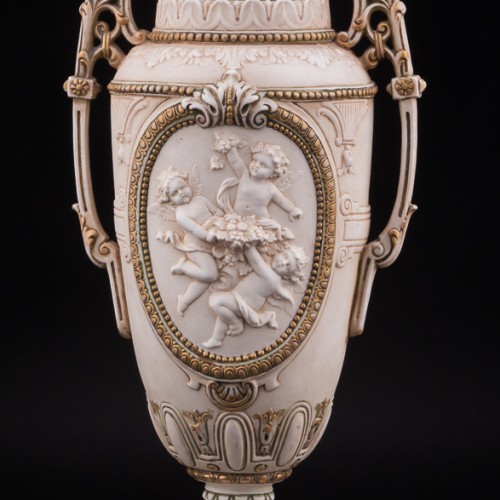 Фарфоровая Ваза в античном стиле, E. A. Muller, Германия, кон. 19, нач. 20 вв.