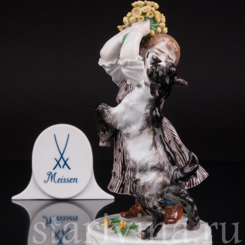 Статуэтка из фарфора Девочка с козлёнком, Meissen, Германия, пер. пол. 20 в.