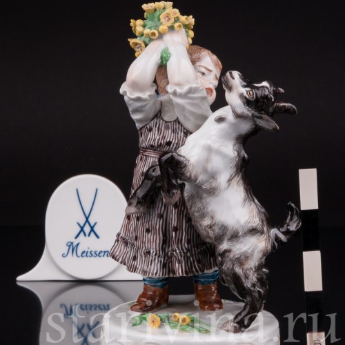 Статуэтка из фарфора Девочка с козлёнком, Meissen, Германия, пер. пол. 20 в.