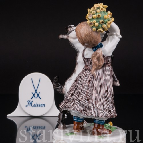 Статуэтка из фарфора Девочка с козлёнком, Meissen, Германия, пер. пол. 20 в.