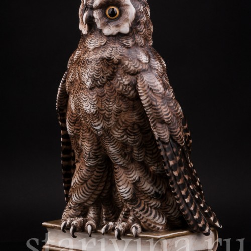 Фарфоровая статуэтка птицы Сова на книгах, Volkstedt, Германия, кон. 19 в.