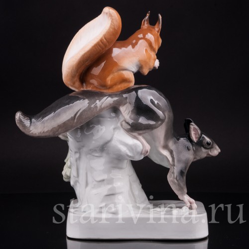 Статуэтка из фарфора Две белки, Karl Ens, Германия, 1920-30 гг.