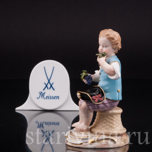 Фарфоровая статуэтка Мальчик с виноградом, Meissen, Германия, сер. 19 - нач. 20 вв.