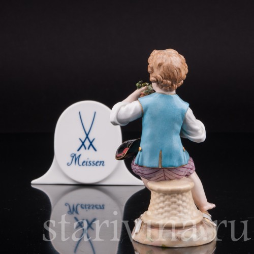 Фарфоровая статуэтка Мальчик с виноградом, Meissen, Германия, сер. 19 - нач. 20 вв.