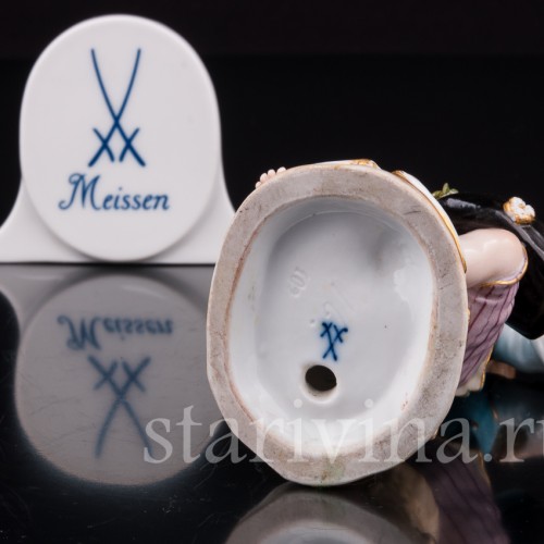 Фарфоровая статуэтка Мальчик с виноградом, Meissen, Германия, сер. 19 - нач. 20 вв.