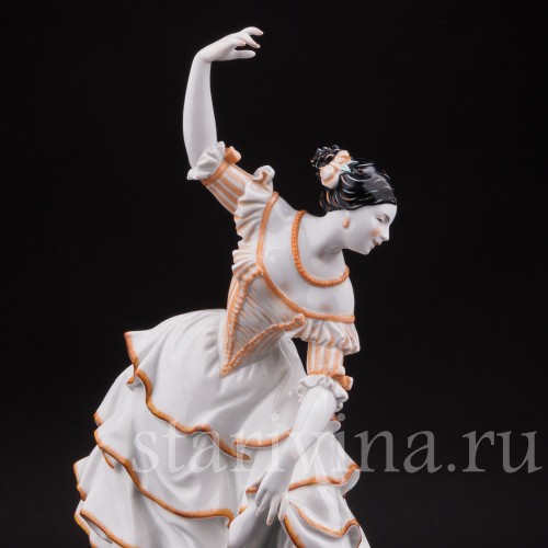 Фарфоровая статуэтка Балерина в испанском танце, Volkstedt, Германия, до 1935 г.