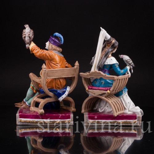 Парные фарфоровые статуэтки Пара с соколами, Dressel, Kister & Co, Германия, 1907-20 гг.