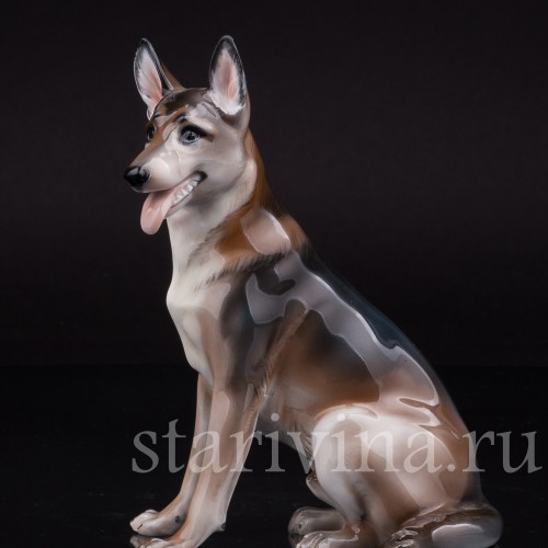 Статуэтка собаки из фарфора Сидящая овчарка, Rosenthal, Германия, 1956 год.