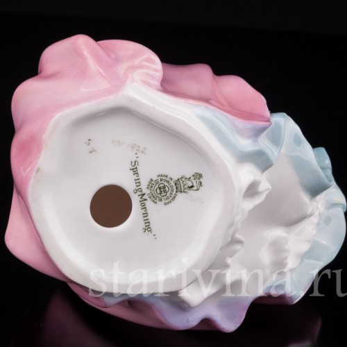 Фигурка девушки из фарфора Весеннее утро, Royal Doulton, Великобритания, 1942-73 гг.