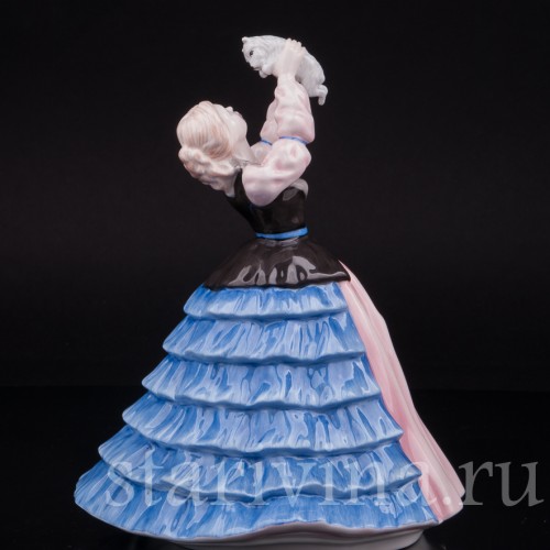 Фигурка девушки из фарфора Сюзанна, Royal Doulton, Великобритания, 2004 г.