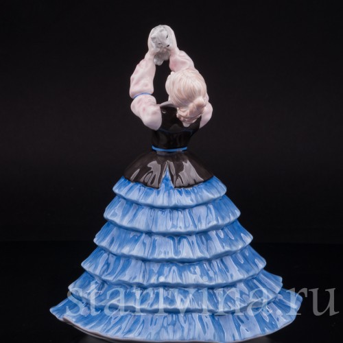 Фигурка девушки из фарфора Сюзанна, Royal Doulton, Великобритания, 2004 г.