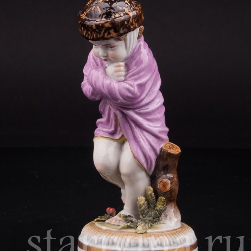 Фигурка из фарфора Аллегория зимы, Muller & Co, Германия, перв. пол. 20 в.