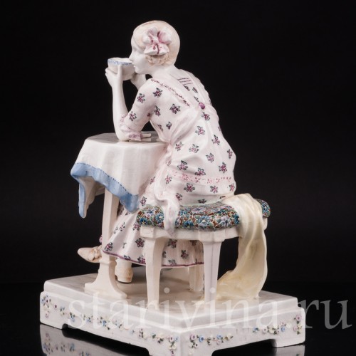 Фигурка из фаянса Утренний чай, Goldscheider, Австрия, 1900 гг.