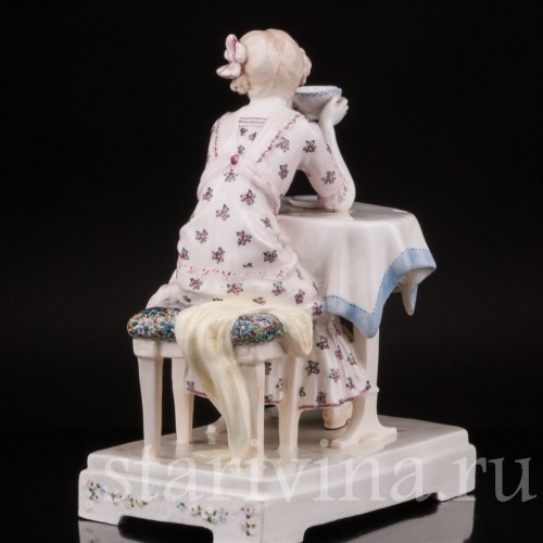 Фигурка из фаянса Утренний чай, Goldscheider, Австрия, 1900 гг.