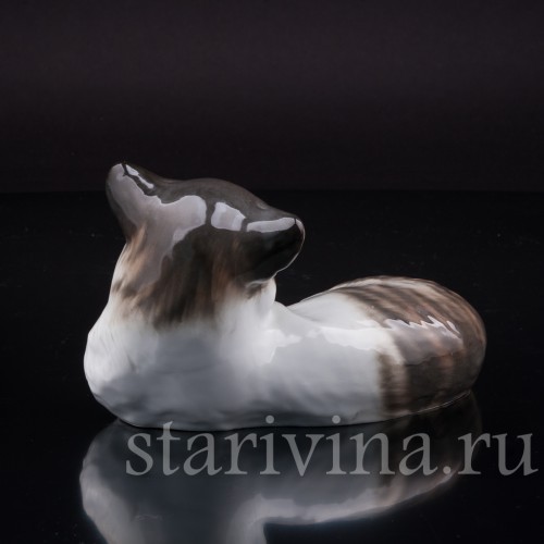 Фигурка из фарфора Отдыхающий кот, Karl Ens, Германия, 1920-30 гг.