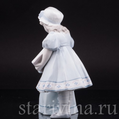 Фарфоровая статуэтка детей "Книжка с картинками", Metzler & Ortloff, Германия, 1890-1945 гг.
