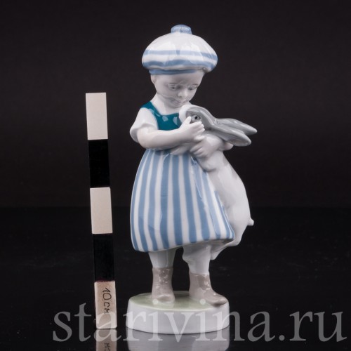 Фигурка из фарфора Девочка с кроликом, Metzler & Ortloff, Германия, 1890-1945 гг.