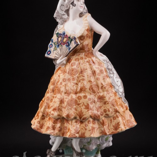 Фаянсовая статуэтка Испанская танцовщица, Goldscheider, Австрия, 1900 гг.