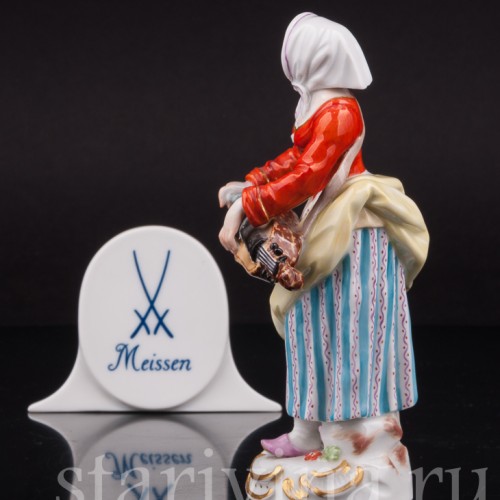 Фигурка из фарфора Девушка с колесной лирой, Cries de Paris, Meissen, Германия, 1973 г.