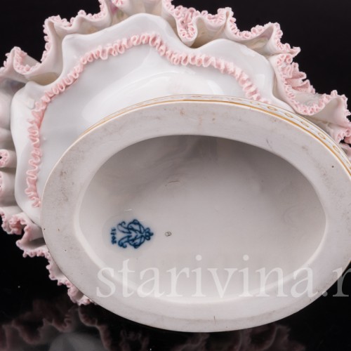 Фарфоровая статуэтка Фанни Эльслер, кружевная Volkstedt, Германия, сер. 20 в.