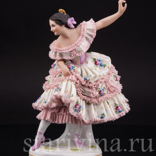 Фарфоровая статуэтка Фанни Эльслер, кружевная Volkstedt, Германия, сер. 20 в.