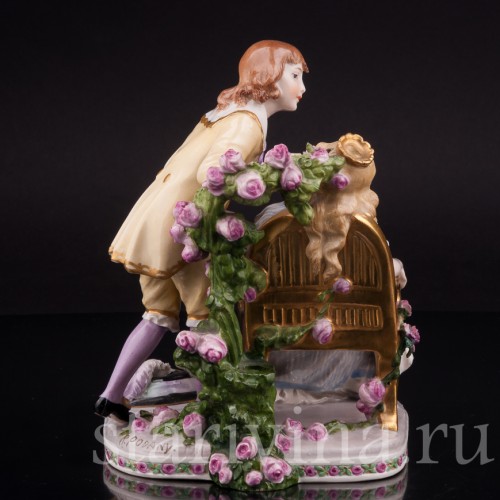 Статуэтка из фарфора Спящая красавица, Австрия, нач. 20 в.
