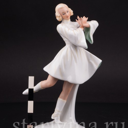 Фарфоровая статуэтка девушки Задорный танец, Schaubach Kunst, Германия, 1926-53 гг.