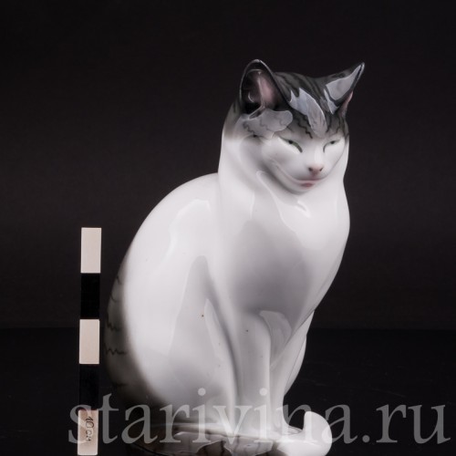 Статуэтка из фарфора Спящий кот, Pfeffer, Германия, 1934-42 гг.