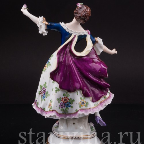 Фарфоровая статуэтка Танцовщица Камарго Sitzendorf, Германия, вт. пол. 20 в.