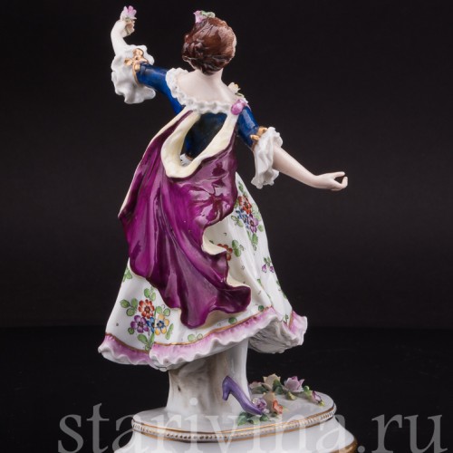 Фарфоровая статуэтка Танцовщица Камарго Sitzendorf, Германия, вт. пол. 20 в.