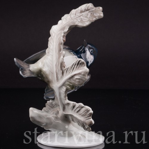 Фигурка птицы из фарфора Синица-московка на еловой ветке, Rosenthal, Германия, 1950 гг.