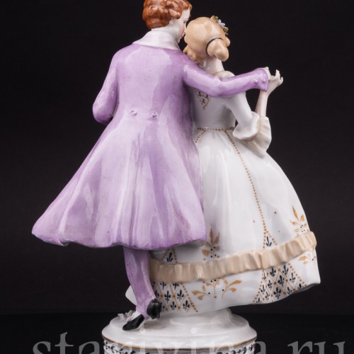 Фарфоровая статуэтка Пара на прогулке, E. A. Muller, Германия, кон. 19 - нач. 20 вв.