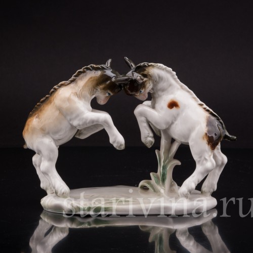 Статуэтка из фарфора Играющие козлята, Karl Ens, Германия, нач. 20 в.