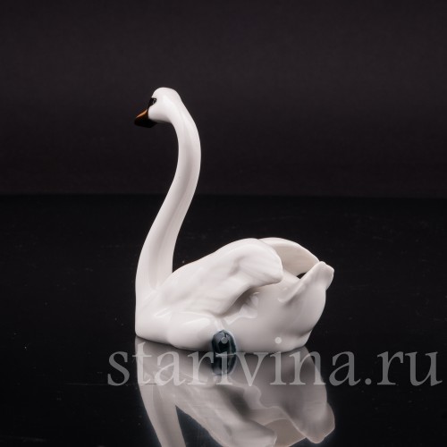 Статуэтка птицы из фарфора Лебедь, миниатюра, Hutschenreuther, Германия, 1960 гг.