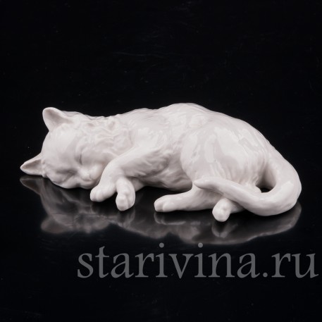Фигурка из фарфора Спящий котенок, Nymphenburg, Германия, до 1991 года.