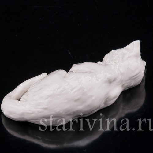 Фигурка из фарфора Спящий котенок, Nymphenburg, Германия, до 1991 года.