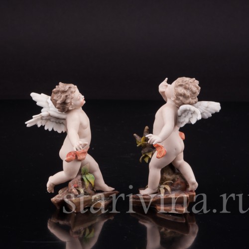 Статуэтка из фарфора Два ангелочка, аллегория слуха, миниатюра, Volkstedt, Германия, кон. 19 в.