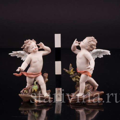 Статуэтка из фарфора Два ангелочка, аллегория слуха, миниатюра, Volkstedt, Германия, кон. 19 в.