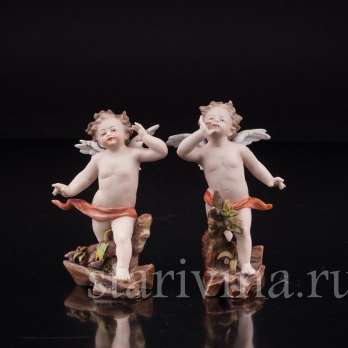 Статуэтка из фарфора Два ангелочка, аллегория слуха, миниатюра, Volkstedt, Германия, кон. 19 в.