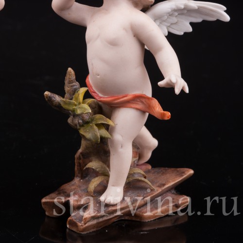 Статуэтка из фарфора Два ангелочка, аллегория слуха, миниатюра, Volkstedt, Германия, кон. 19 в.