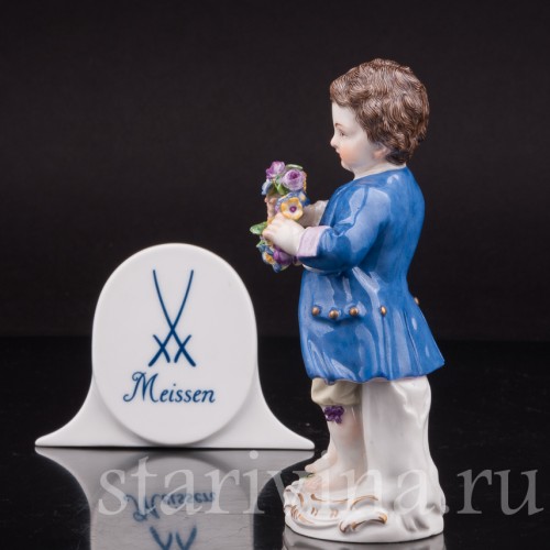 Фигурка из фарфора Мальчик с венком, Meissen, Германия, 1971 г.