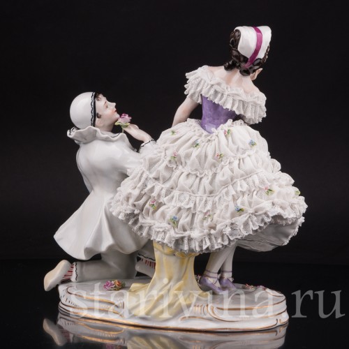 Фарфоровая композиция Пьеро и Коломбина, кружевная, Volkstedt, Германия, до 1935 г.