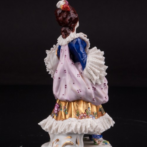 Статуэтка из фарфора Дама, кружевная, миниатюра, Volkstedt, Германия, нач. 20 века.