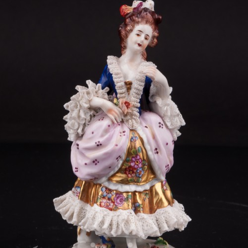 Статуэтка из фарфора Дама, кружевная, миниатюра, Volkstedt, Германия, нач. 20 века.
