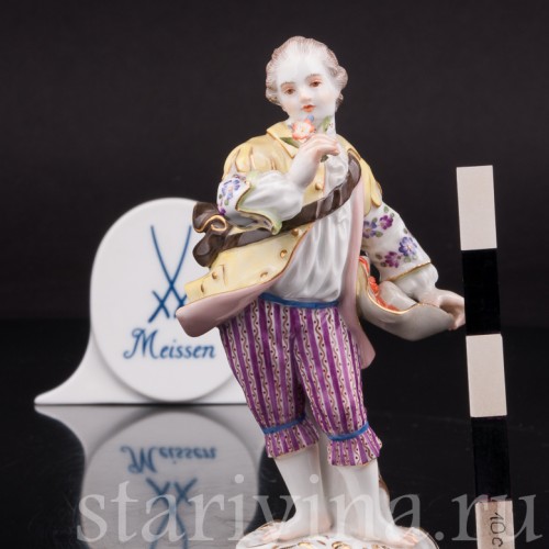 Фигурка из фарфора Юноша с букетом, Meissen, Германия, сер. 20 в.