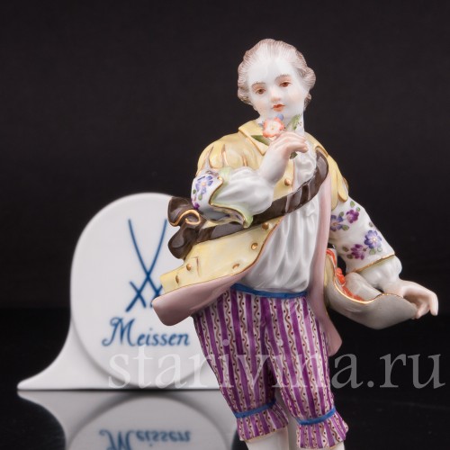 Фигурка из фарфора Юноша с букетом, Meissen, Германия, сер. 20 в.