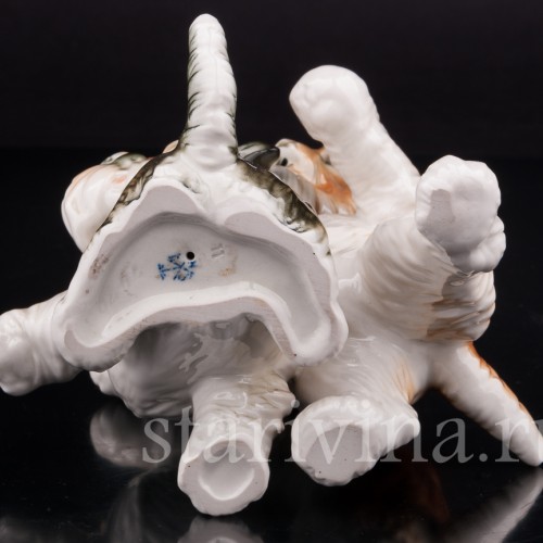 Фигурка собак из фарфора Играющие терьеры, Karl Ens, Германия, 1920-30 гг.