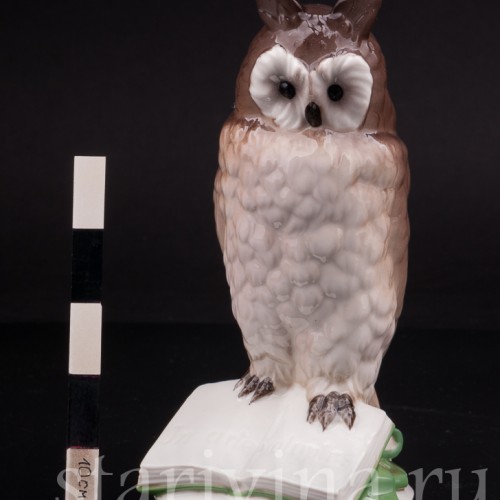 Фигурка птицы из фарфора Сова с книгами, Nymphenburg, Германия, до 1990 г.
