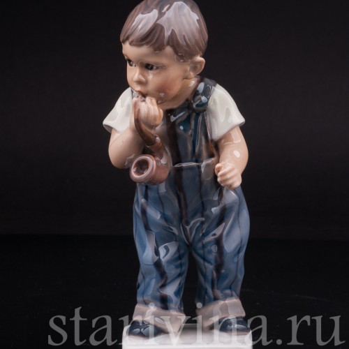 Фарфоровая статуэтка Курильщик, мальчик с трубкой, Dahl Jensen, Дания, сер. 20 века.