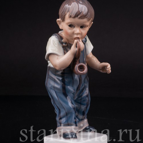 Фарфоровая статуэтка Курильщик, мальчик с трубкой, Dahl Jensen, Дания, сер. 20 века.